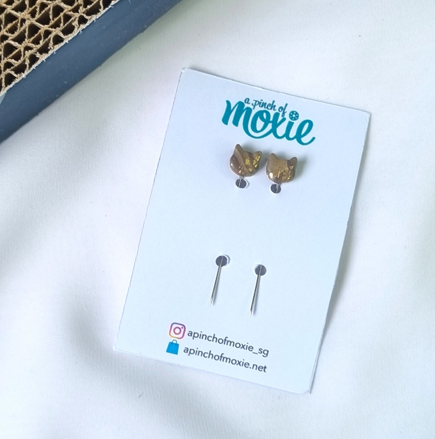 Catto: The Smol Kittens