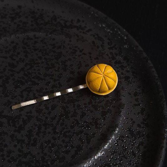 Crumbs: Kuih Bahulu Hairpin