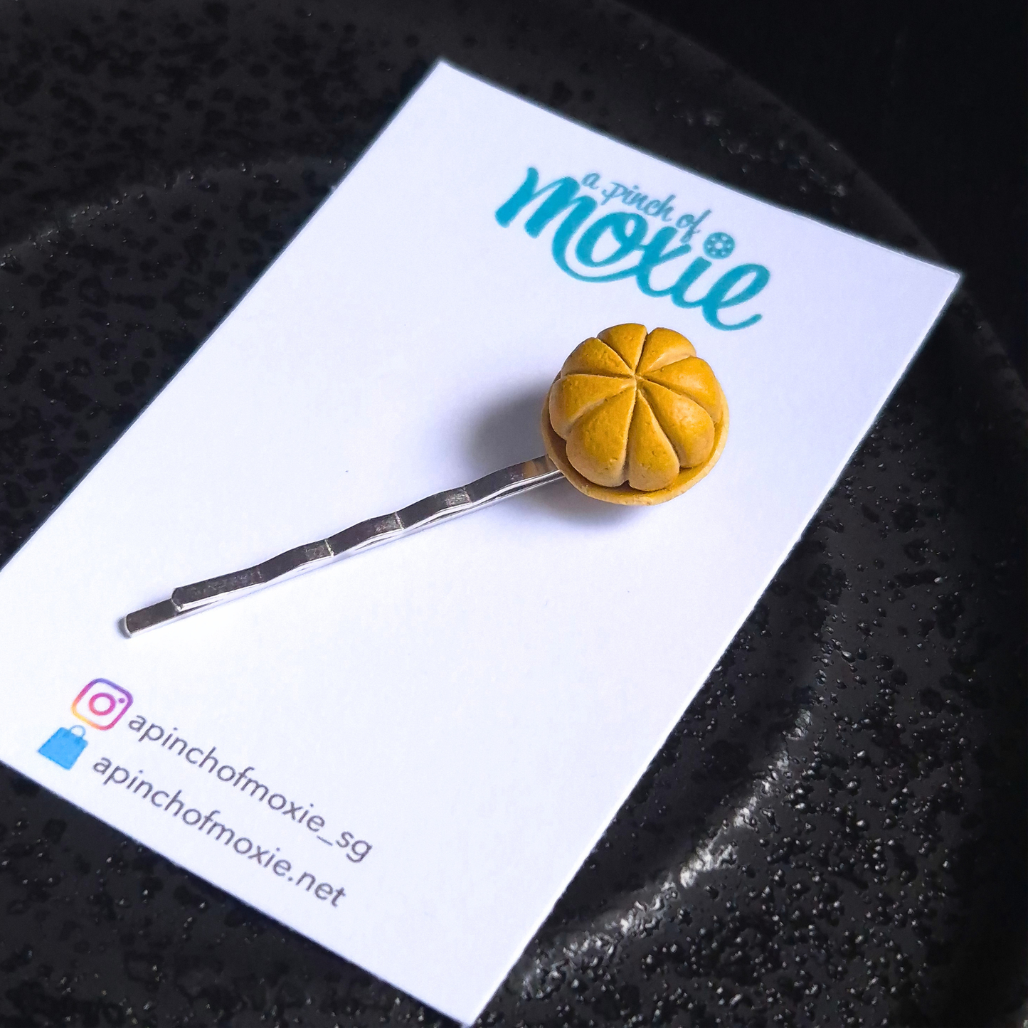 Crumbs: Kuih Bahulu Hairpin
